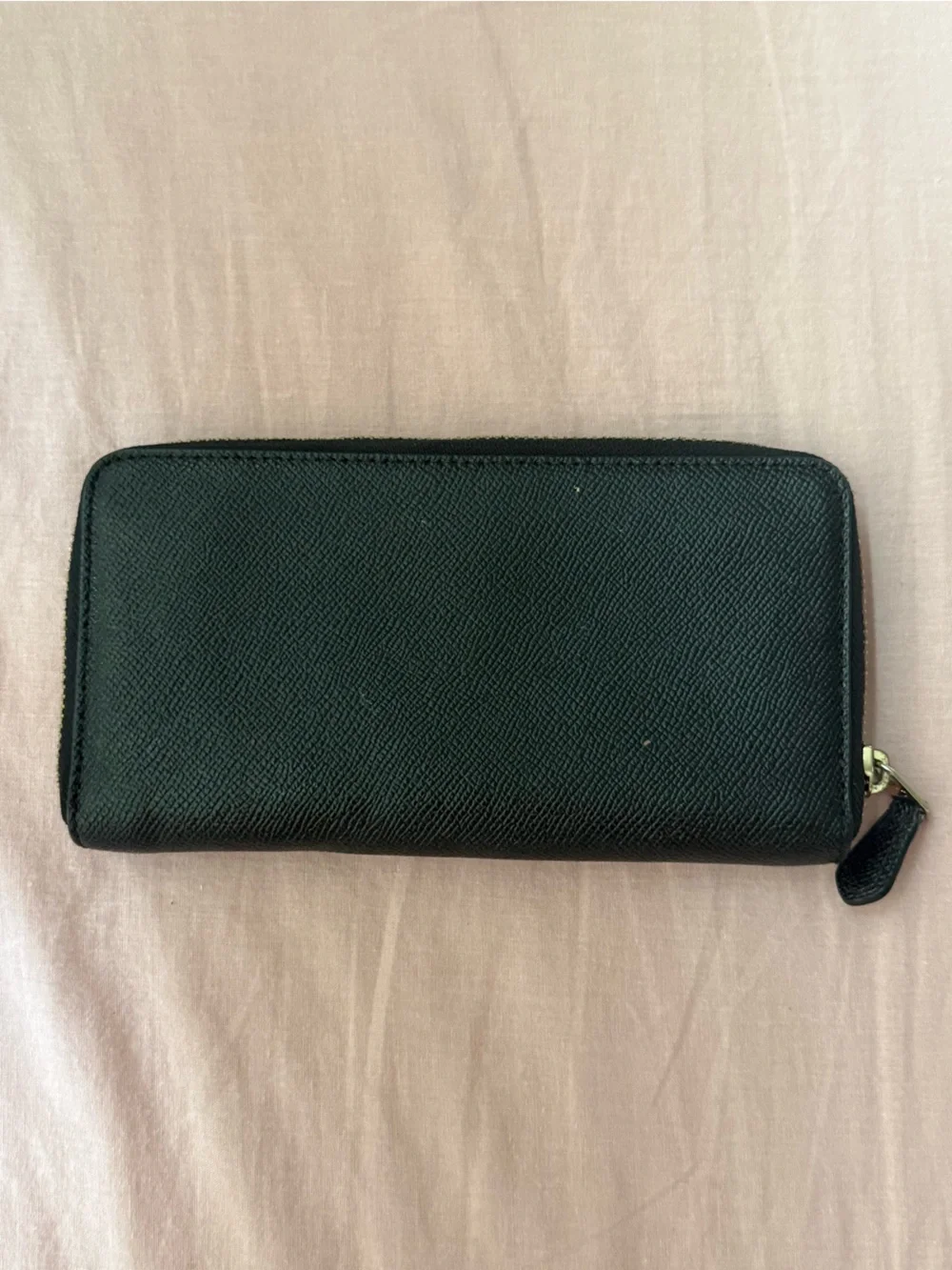 Coach compact black